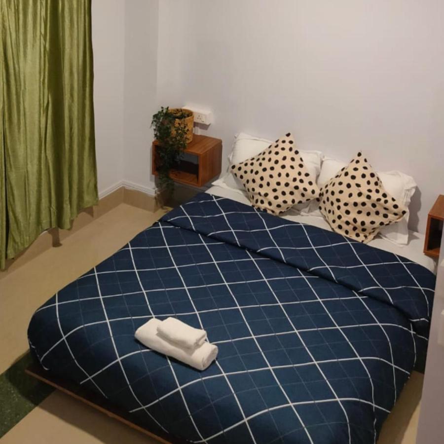 Iranyai Homestay Imphal Extérieur photo