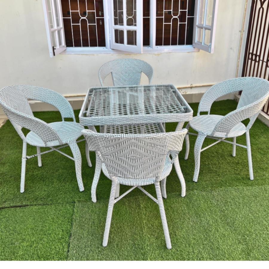Iranyai Homestay Imphal Extérieur photo